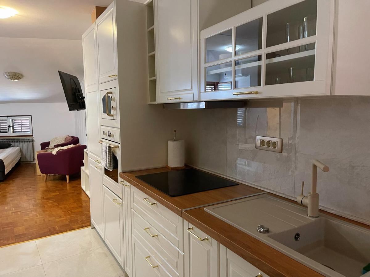Apartment Zora In The Center Of Crikvenica Eksteriør bilde